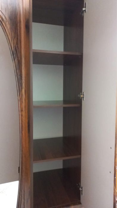 Срочно! продаю спальную гарнитуру