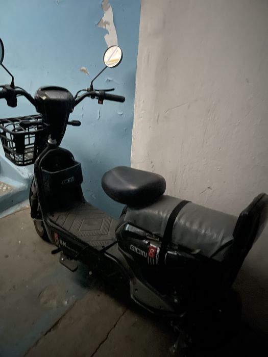 Продам электровелик sk8