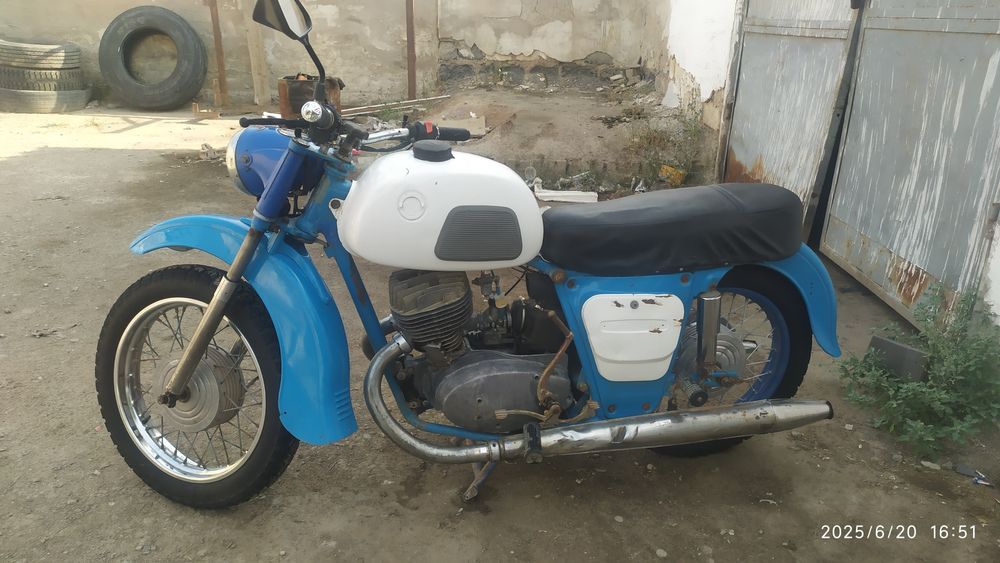 Иж планета 3 сотилади матори -4 12В