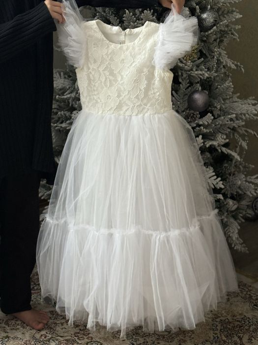 Платье белое детское