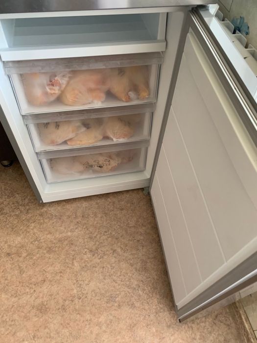 Продам холодильник