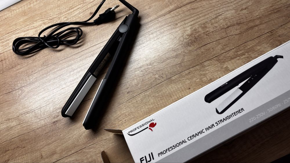 Placa îndreptat păr, înveliș ceramic