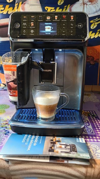 Expresor cafea Philips LatteGo 5500 câteva cafele. Cană noua!!