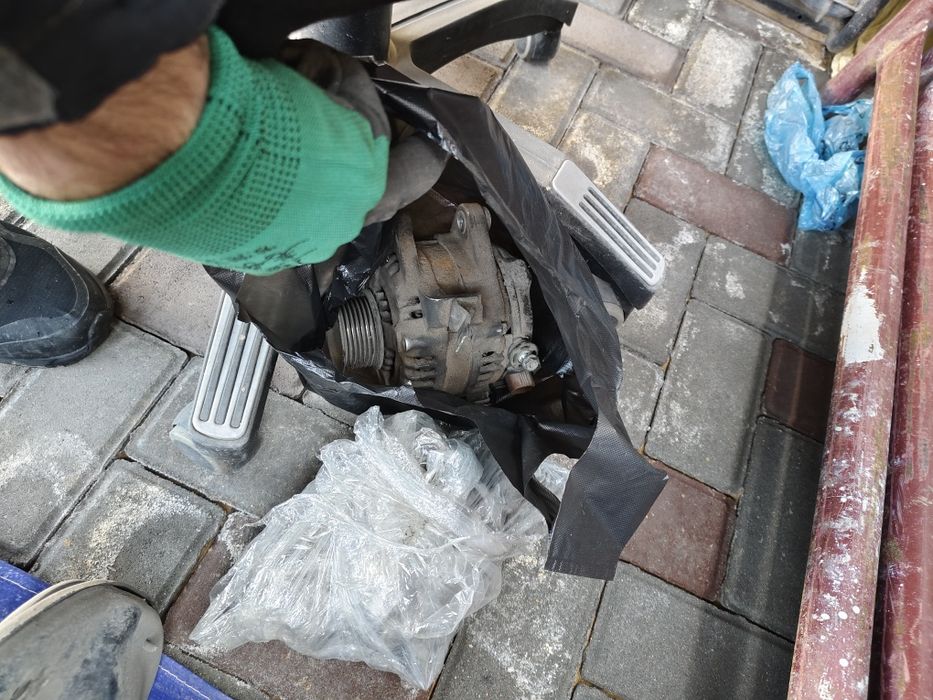 Продам двигатель Рав4.