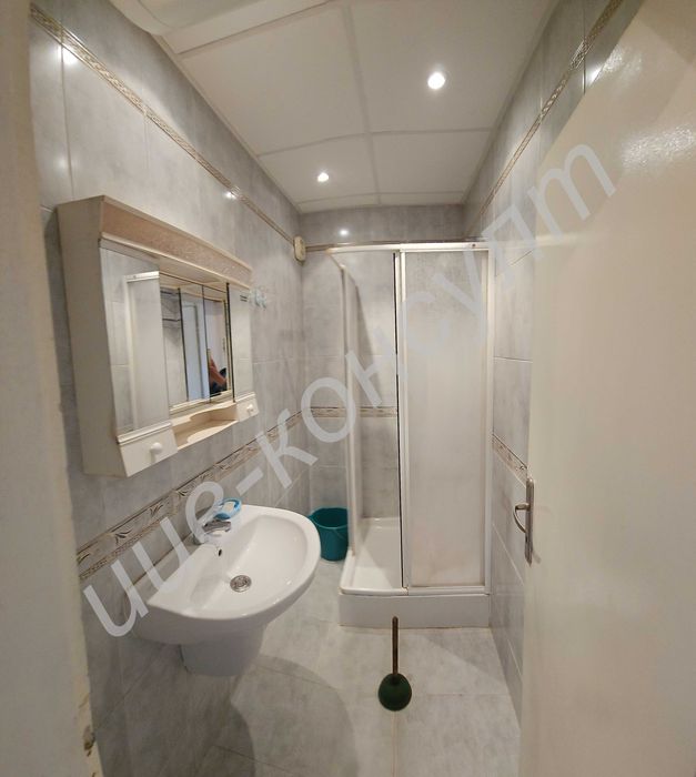 Продава се Тристаен апартамент в Велико Търново, Бузлуджа - 105 кв.м за 1600 €/кв.м - Снимка #10