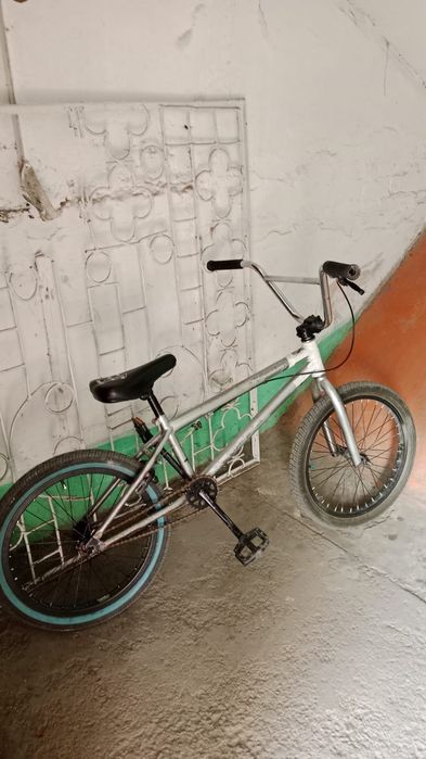 BMX велосипед в хорошем состоянии