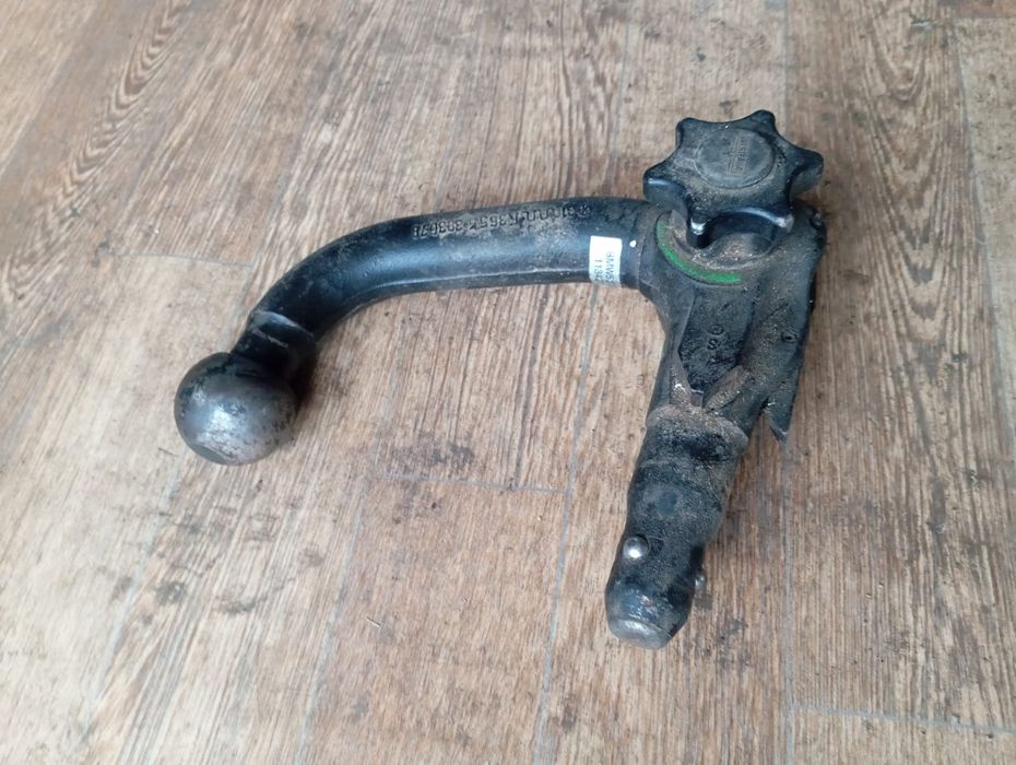 Продается парком на автомашину БМВ