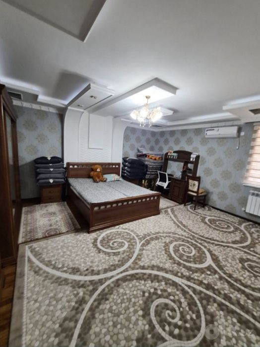 Квартира 4 ком. 121 кв,м. Дыккатпен окып алмайтынлар бекер мазаламан.