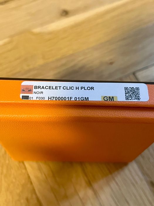 Гривна Hermès Clic H bracelet