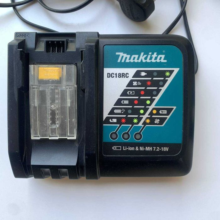 Аккумуляторная дрель-шуруповерт Makita LXT DDF485