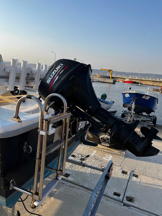 Двигател за лодка Suzuki Four Stroke 20