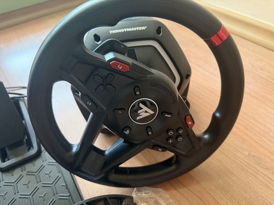 Геймърски волан Trustmaster T128 за PS4 и PS5