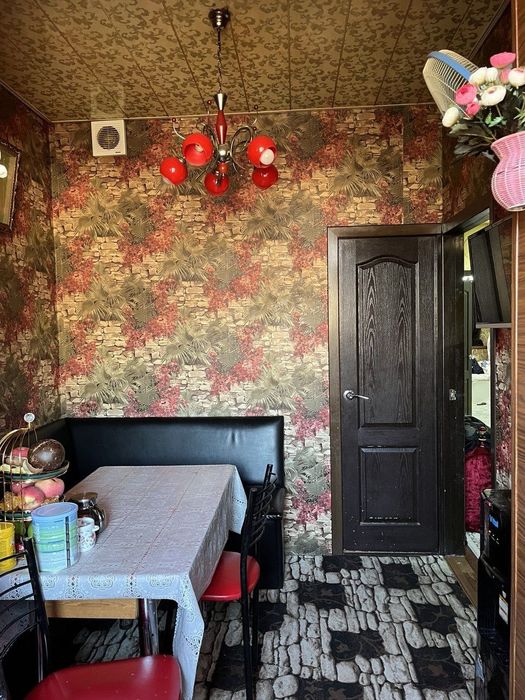 ТТЗ-2 продаётся 2в3/4/4 квартира!