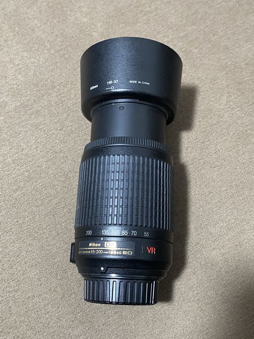 Nikon D610 (Full-Frame DSLR)