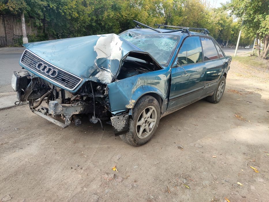 По запчастям продаётся Ауди 100 С4