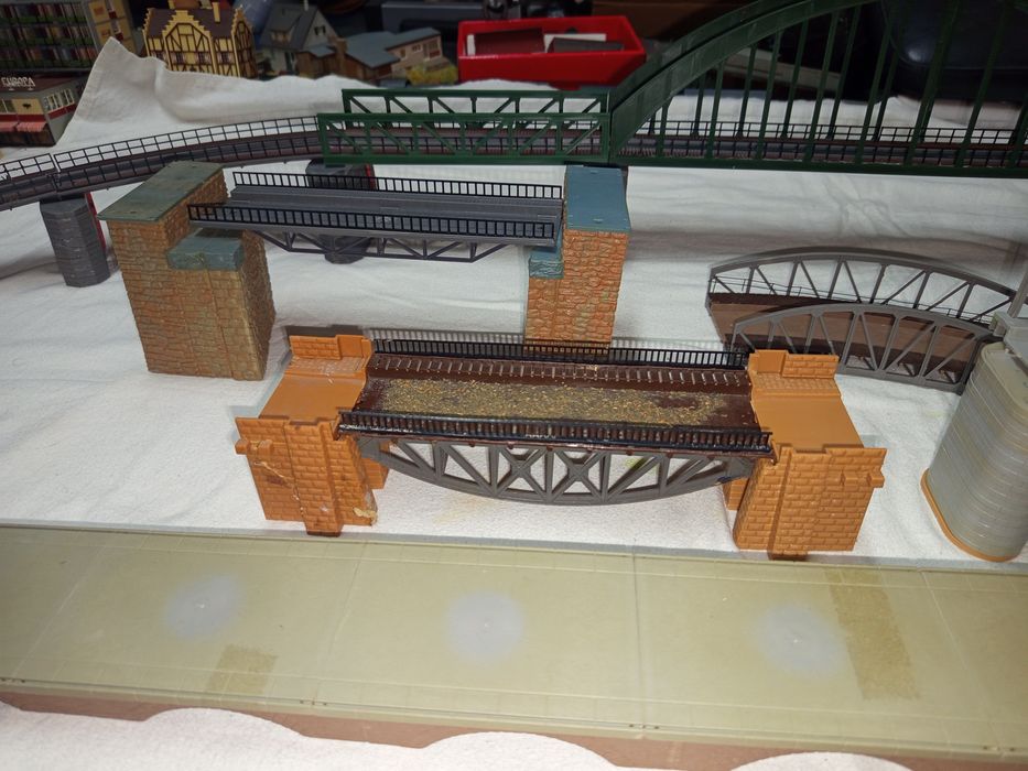 Poduri pasarele HO Marklin Faller Vollmer trenulețe diorama Roco piko