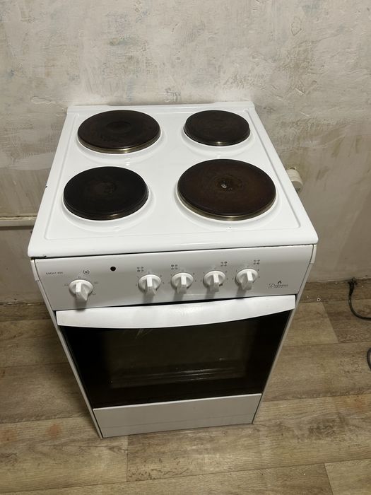 Продам электро плиту Дарина
