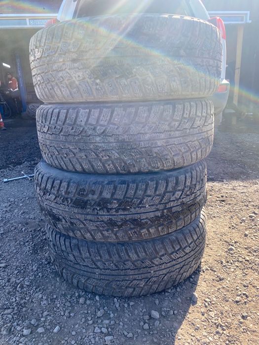 Прлдам резину 225/65 R17