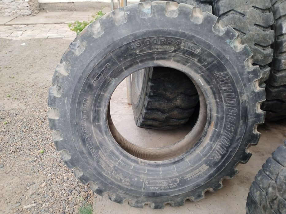 Продам шина грейдера