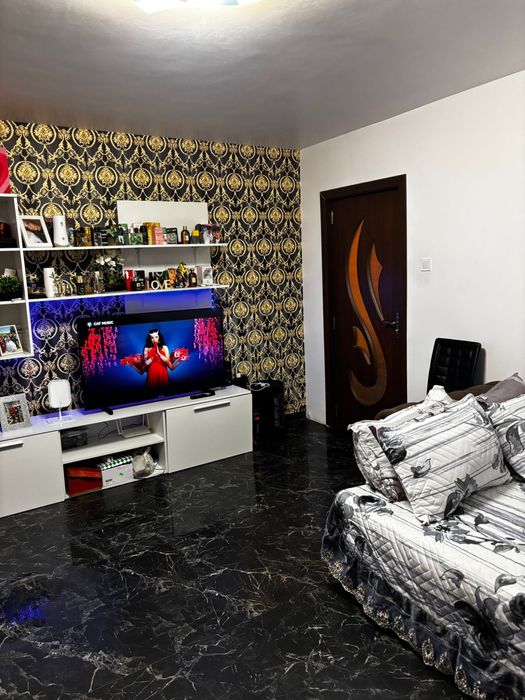 Închiriere apartament 350 euro