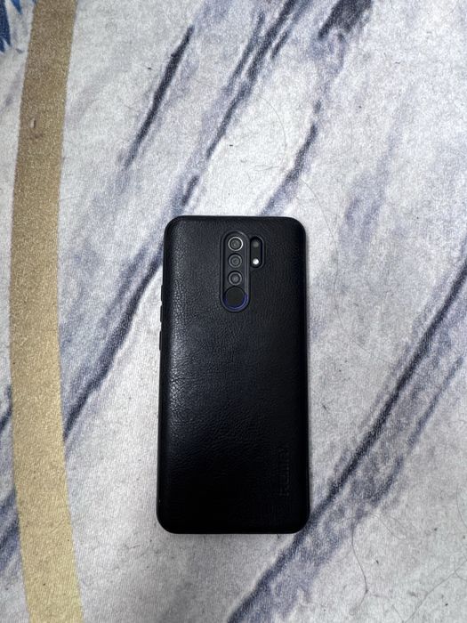 Redmi 9 4/64GB.