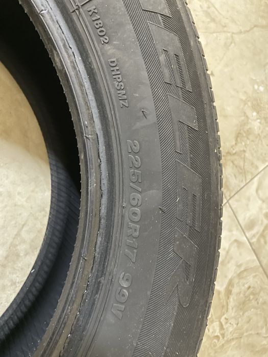 Продам летние комплект шин