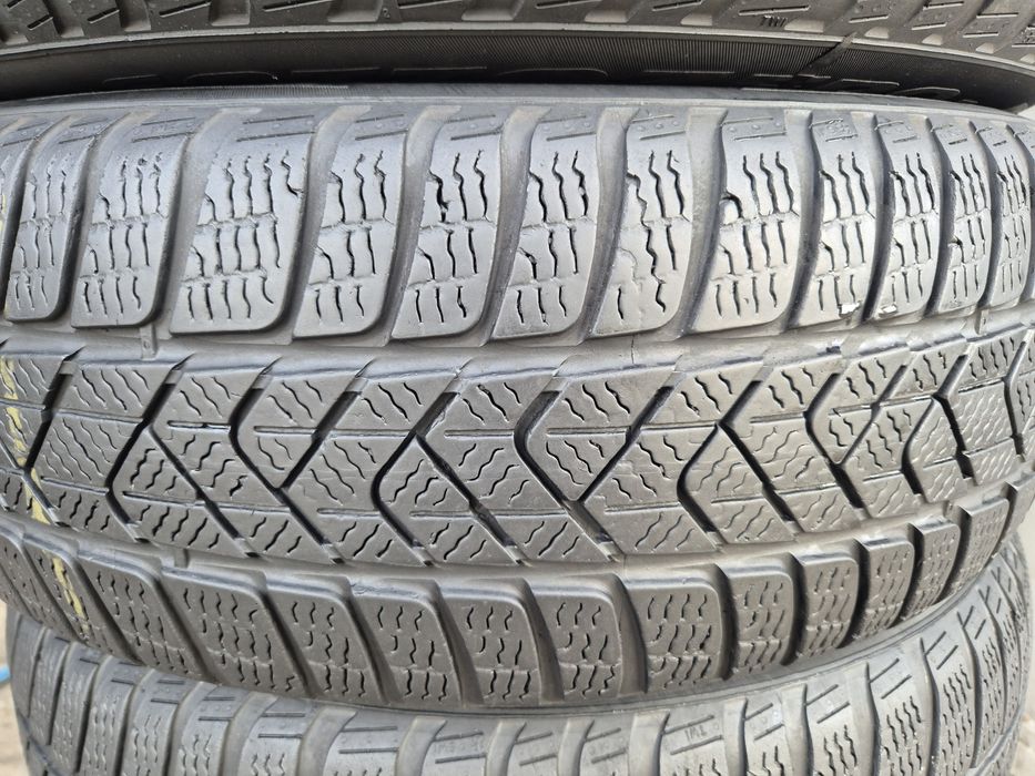 205 60 16 Anvelope de iarnă Pirelli