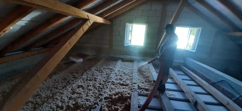 Izolatie termica pentru poduri si mansarde cu lana de lemn