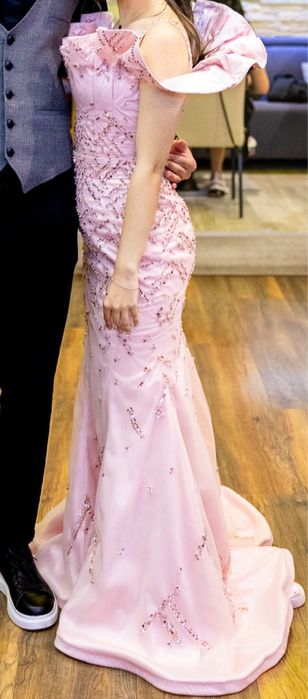 Розова бална рокля -ХС