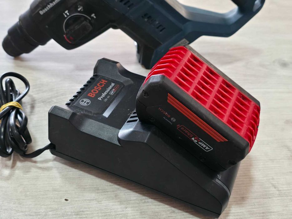 Професионален перфоратор Bosch GBH 180-LI с батерия и зарядно