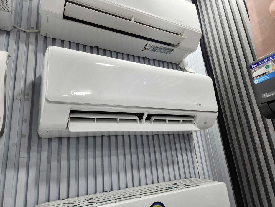 Кондиционер Midea модель ALL EASY PRO-18 000 Btu/h Инвертор!