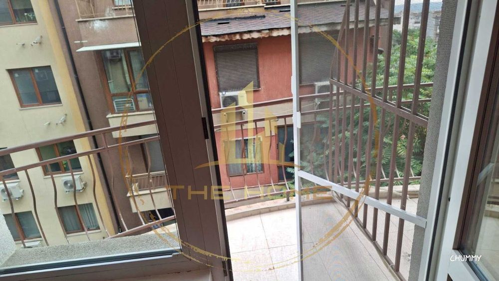 Дава се под наем Двустаен апартамент в Варна, Цветен квартал - 70 кв.м за 375 € - Снимка #9