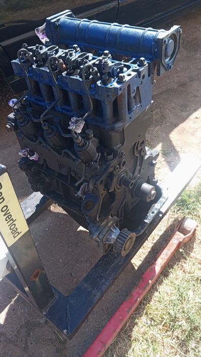 Двигатель дойц Deutz 3 цилиндровый