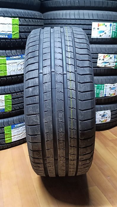 235/45R18  ROATIGER