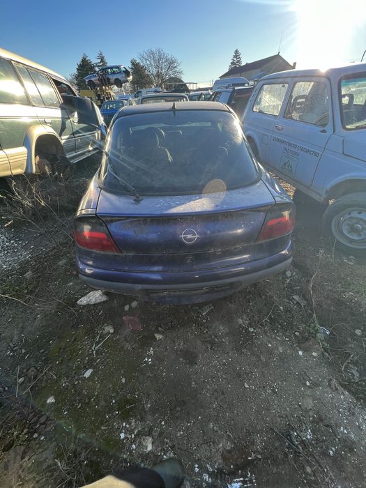 Opel Tigra НА ЧАСТИ