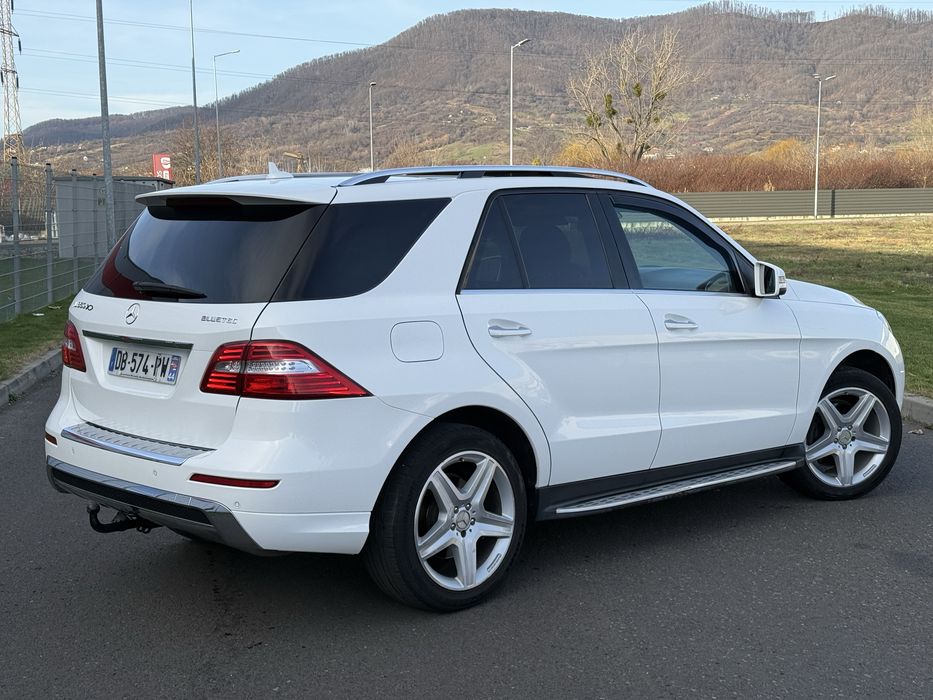 Mercedes Benz ML350 // Exlusive AMG // 258 cp //4x4// Panoramic