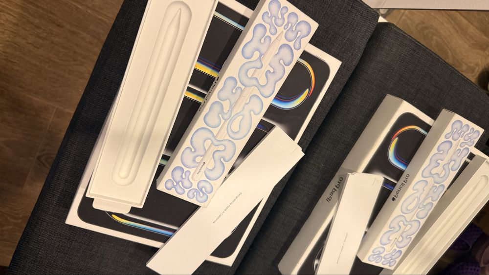 Кутия - IPad Pro и PencilPro