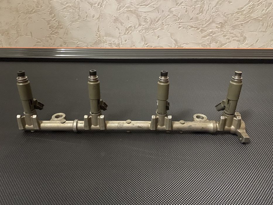 Продам рампу форсунками от denso на камри 30