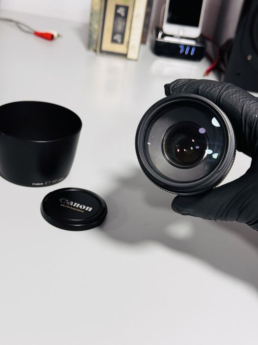 Obiectiv zoom CANON ultrasonic 75-300mm III - ca Nou - impecabil - USM