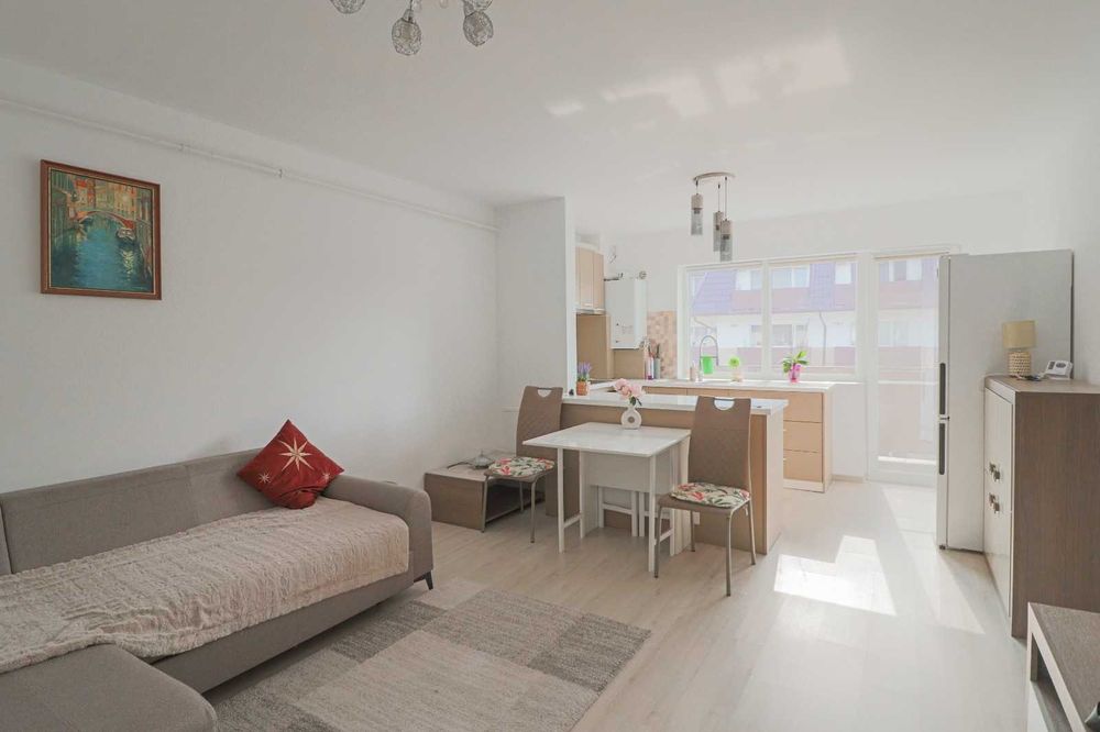 Premium 2-Room Studio Apartment | Private Parking