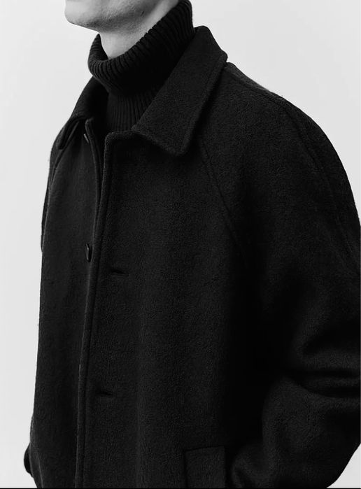 Кожанный пальто.