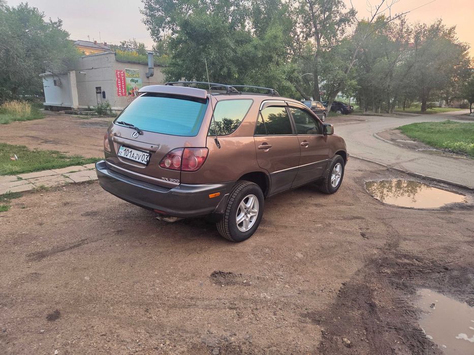 Лексус RX300 Степногорск