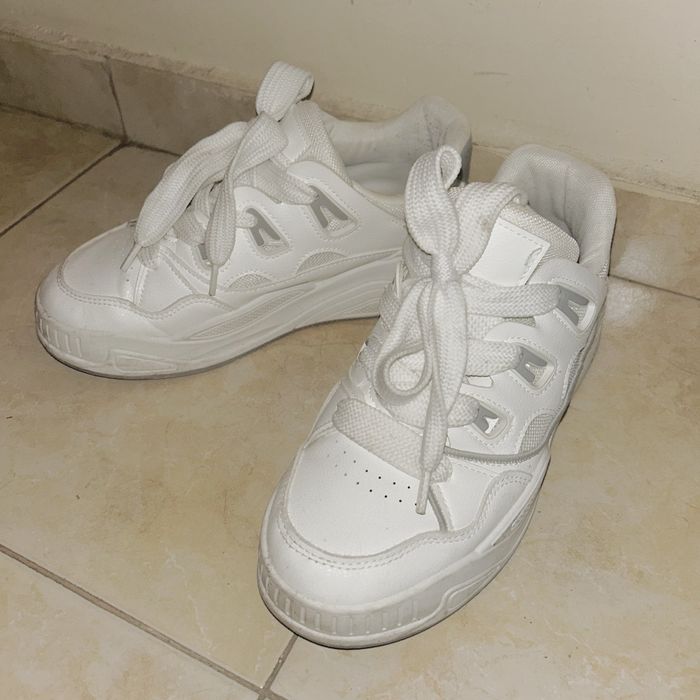 Бели маратонки 39 размер