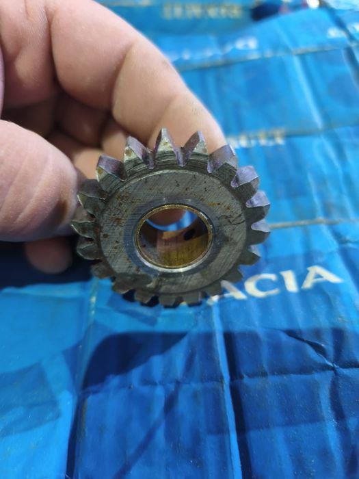 Pinion marșarier Dacia papuc sau 1310