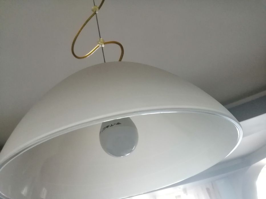 лампа за трапезария