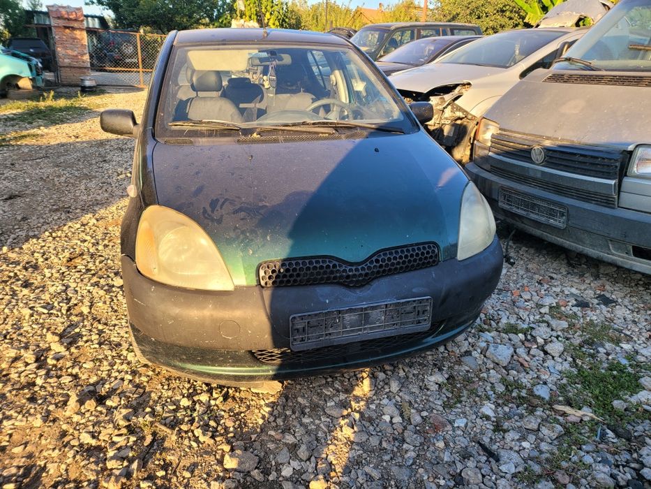 Тойота ярис 1.0 на части/toyota yaris 1.0 na chasti