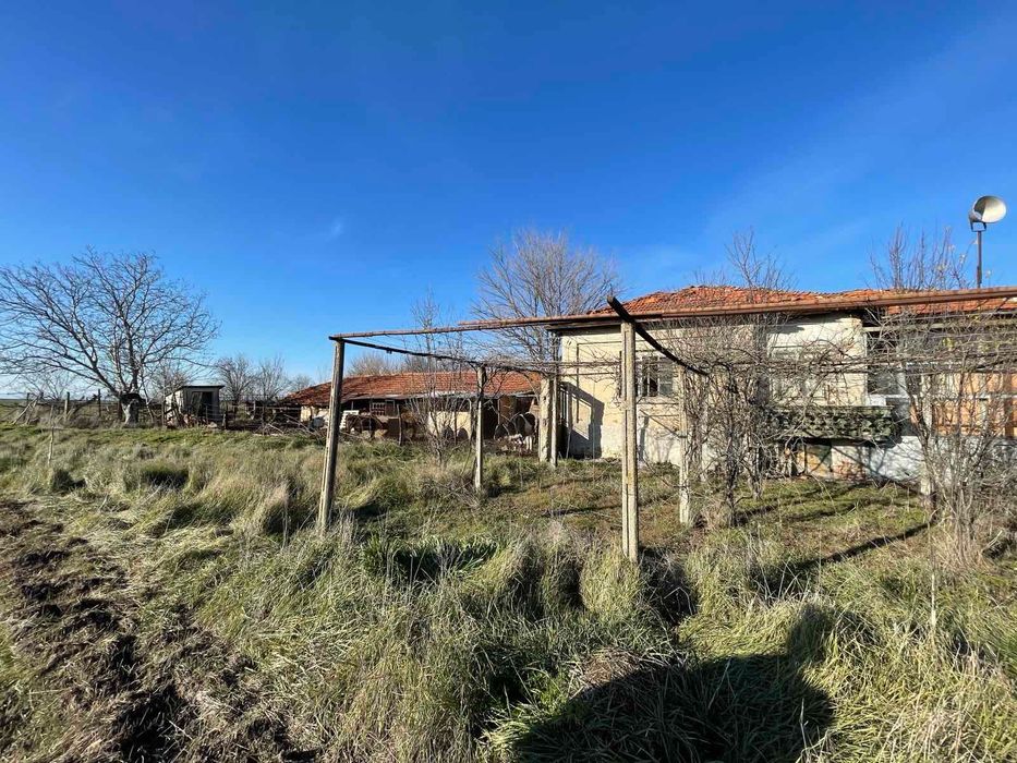 Продава се Къща в Стара Загора, Три чучура - север - 100 кв.м за 62 €/кв.м - Снимка #1