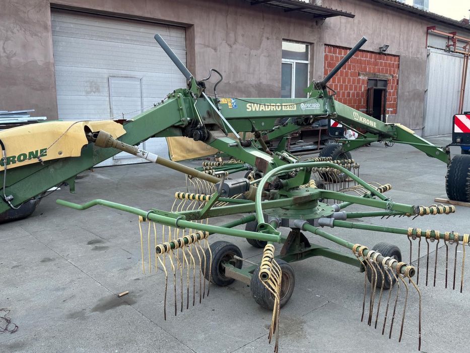 Greblă de adunat KRONE SWADRO TS 620 – an 2015