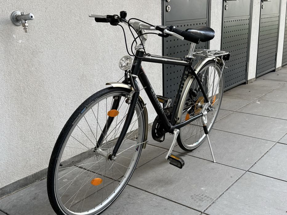 Bicicleta impecabila GENESIS 28