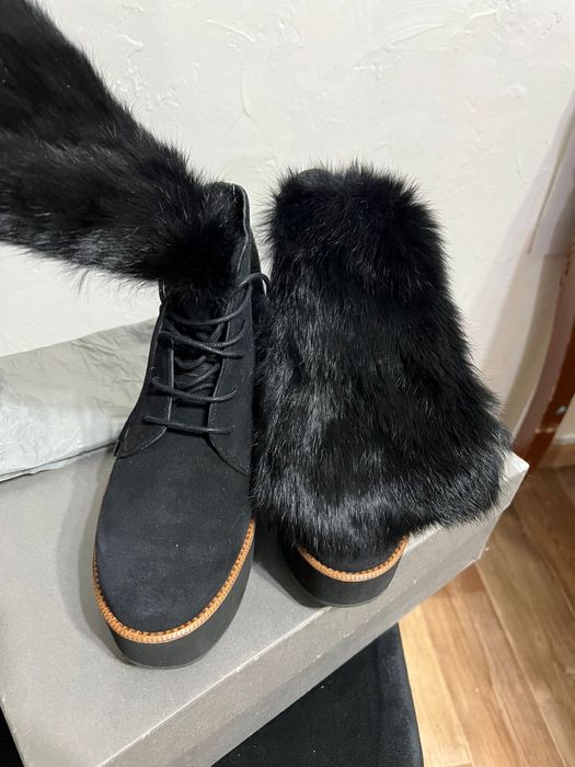 женские модные ботинки